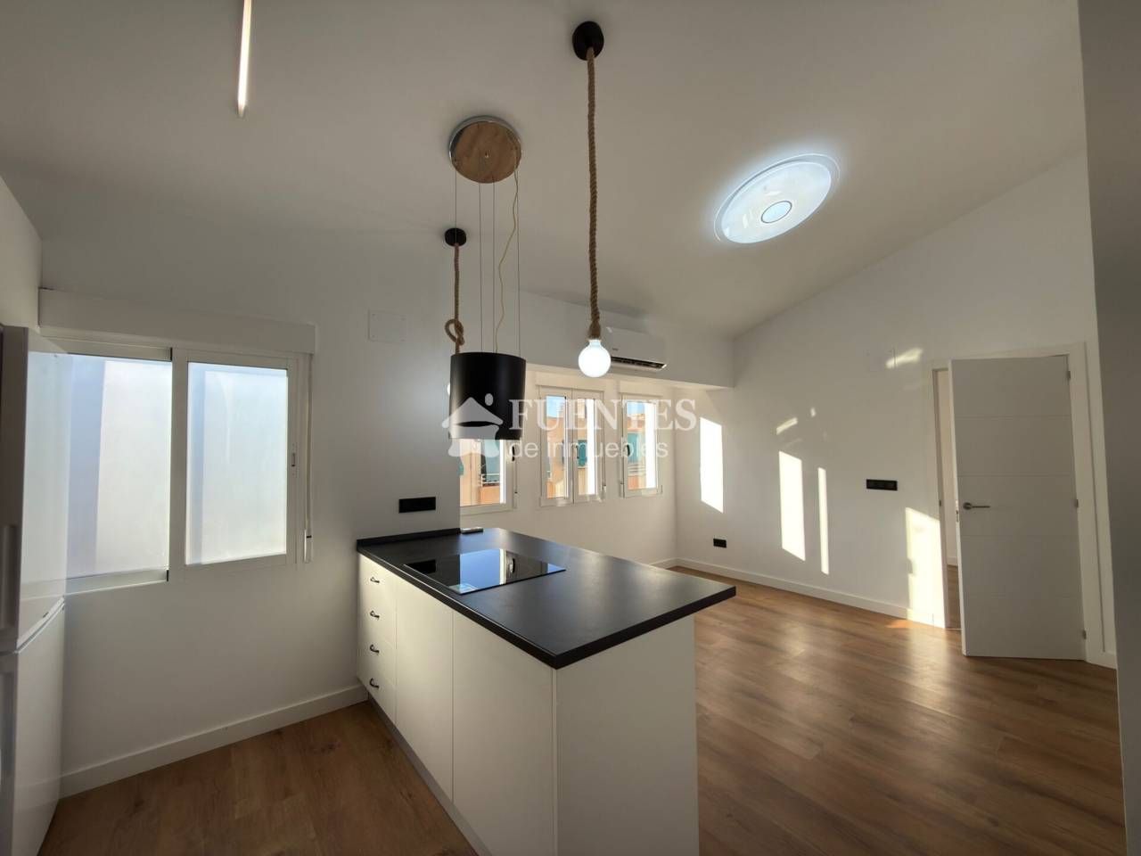 Kitchen of Flat for sale in Alicante / Alacant  with Air Conditioner