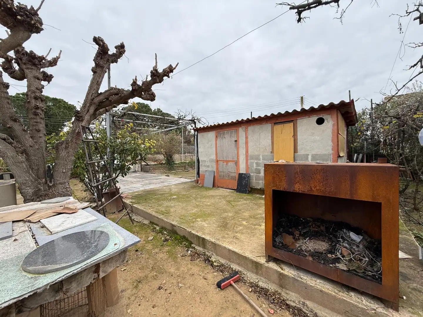 Finca rústica en venta en Torres de Segre con Jardín privado, Terraza y Internet