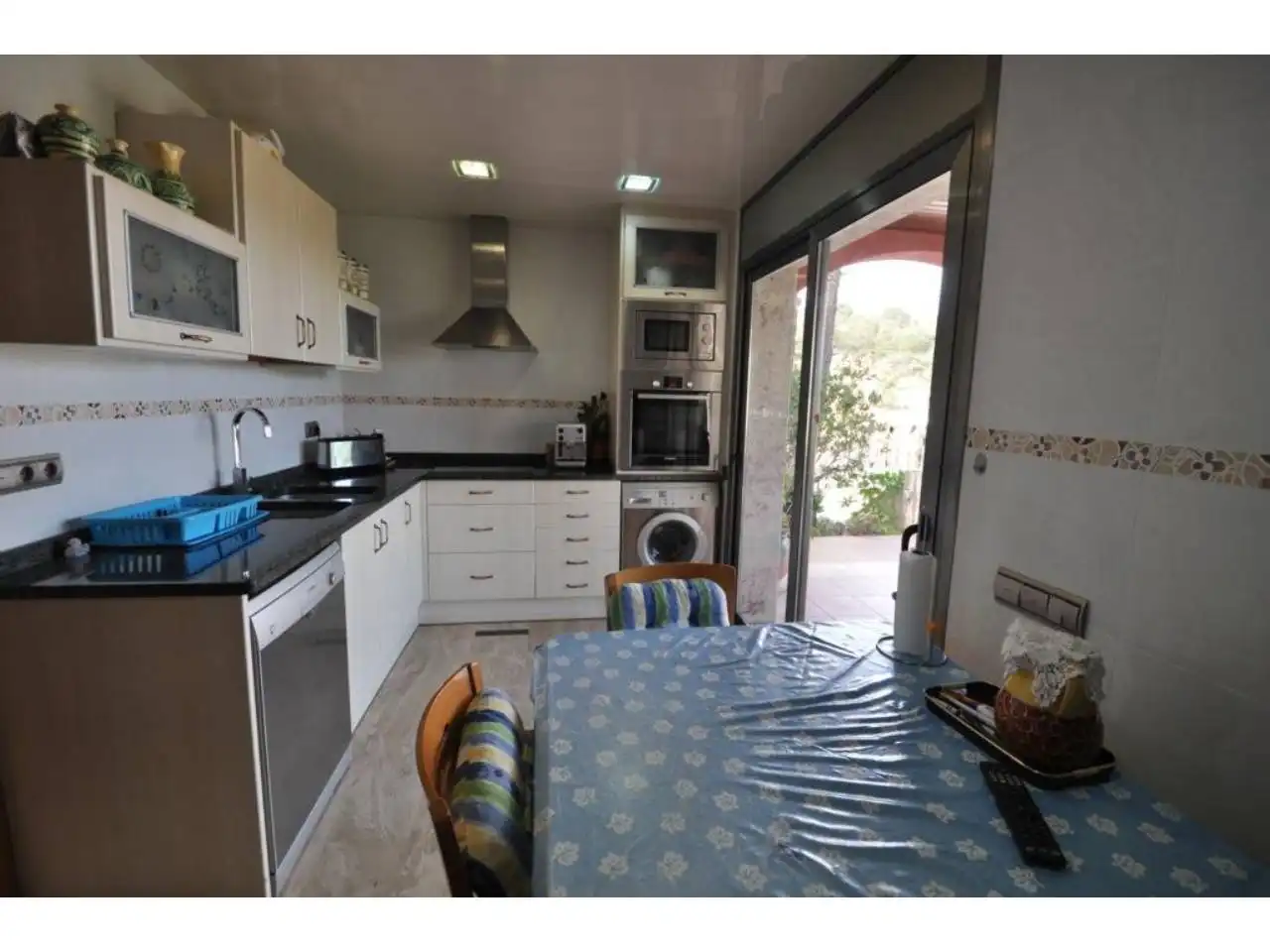 Cuina de Casa o xalet en venda en Lloret de Mar amb Calefacció, Terrassa i Piscina