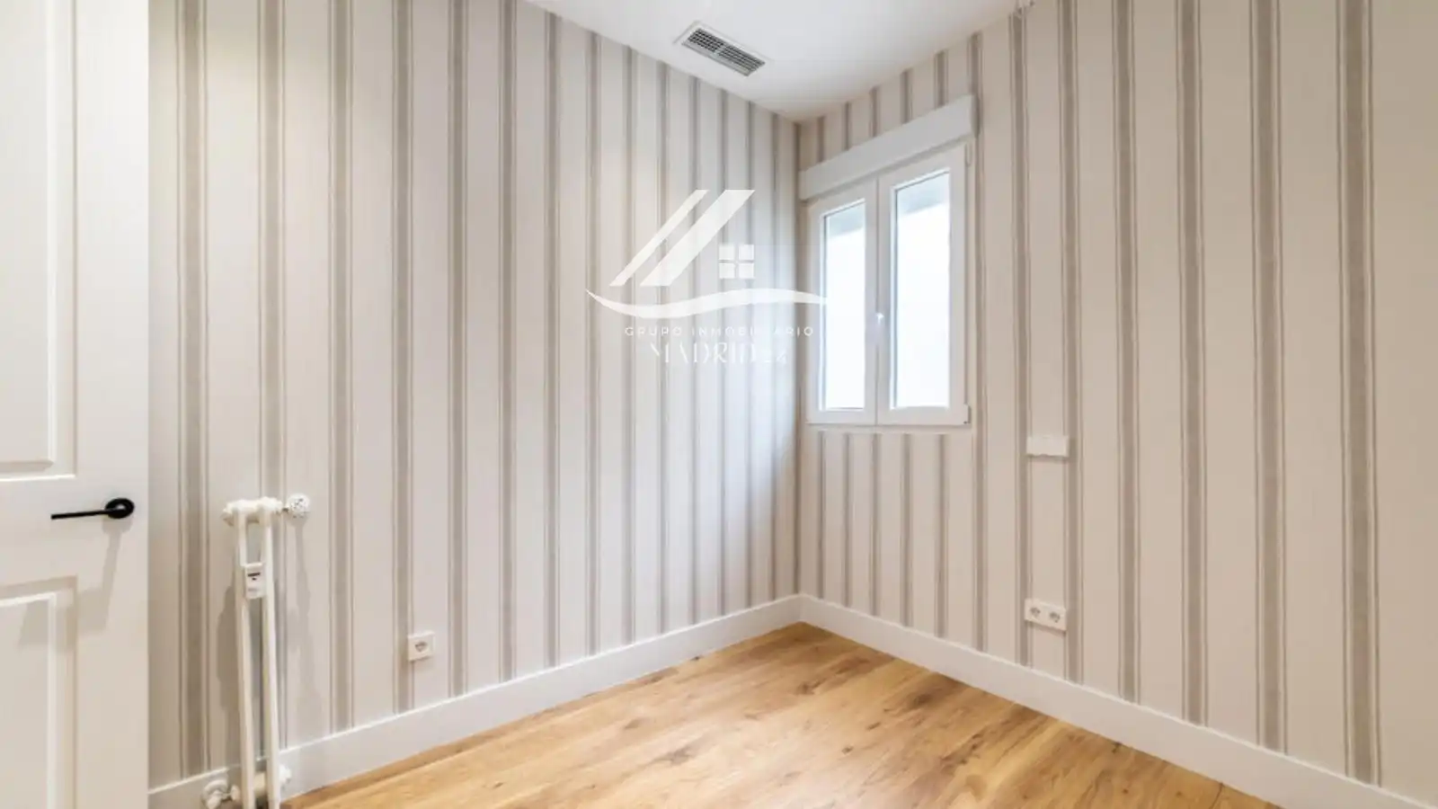 Piso con ascensor en venta en Goya, imagen 2