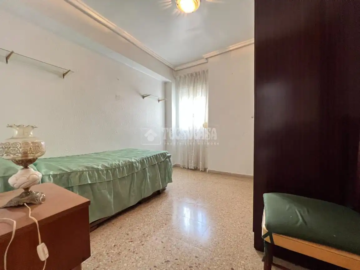 Habitación de Piso en venta en Xirivella con Aire acondicionado y Terraza
