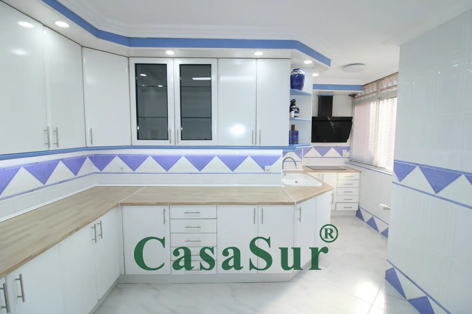Cuina de Pis en venda en Valladolid amb Calefacció, Parquet i Terrassa