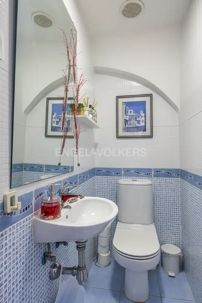 Bathroom of Flat for sale in Dénia  with Air Conditioner, Heating and Swimming Pool
