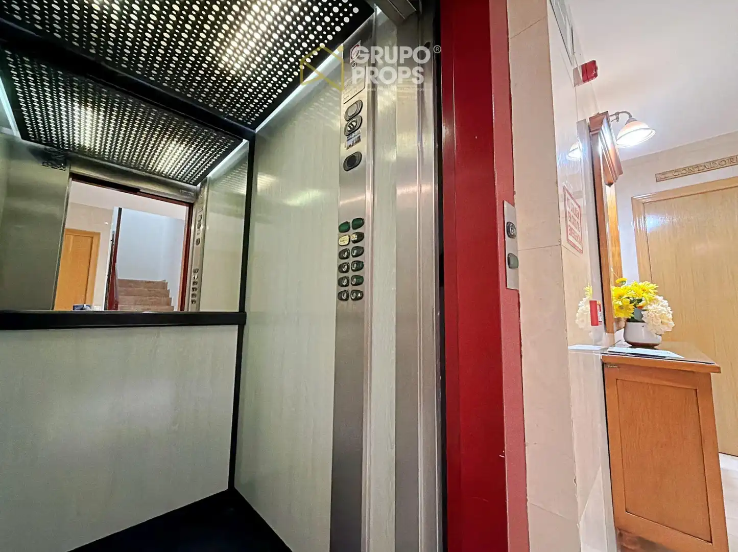 Aparcament de Apartament en venda en Madrid amb Aire condicionat, Calefacció i Terrassa