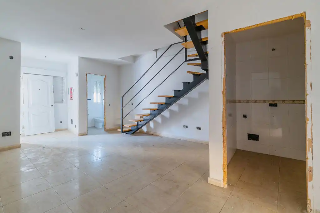 Casa adosada en venta en Valdeaveruelo, Guadalajara