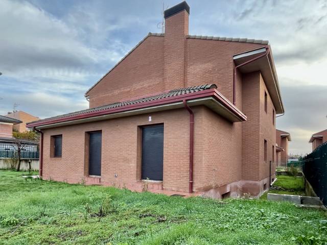 Casa-chalet en Venta en PABLO NERUDA en Orkoien