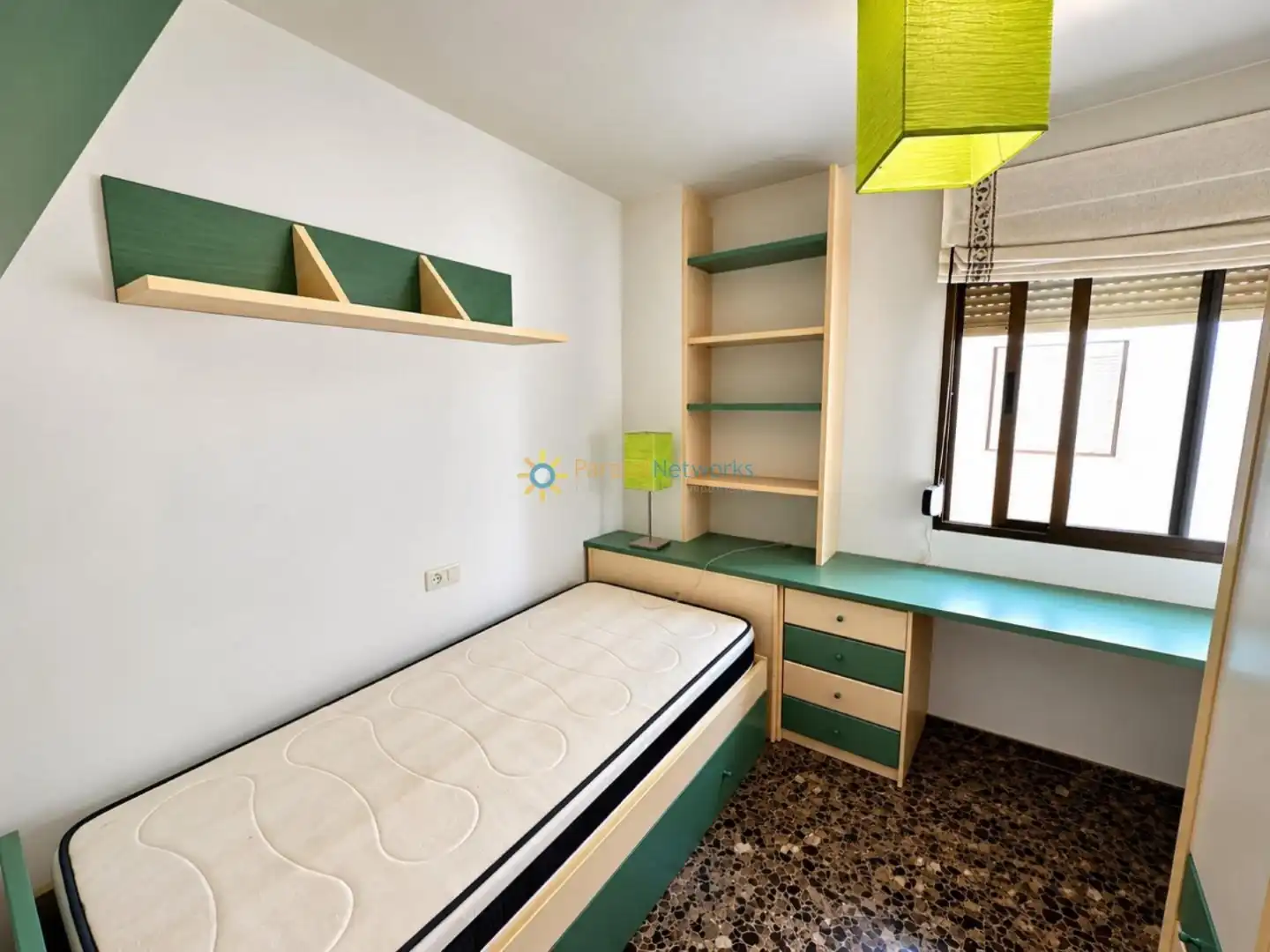 Bedroom of Flat for sale in Oliva  with Air Conditioner and Balcony