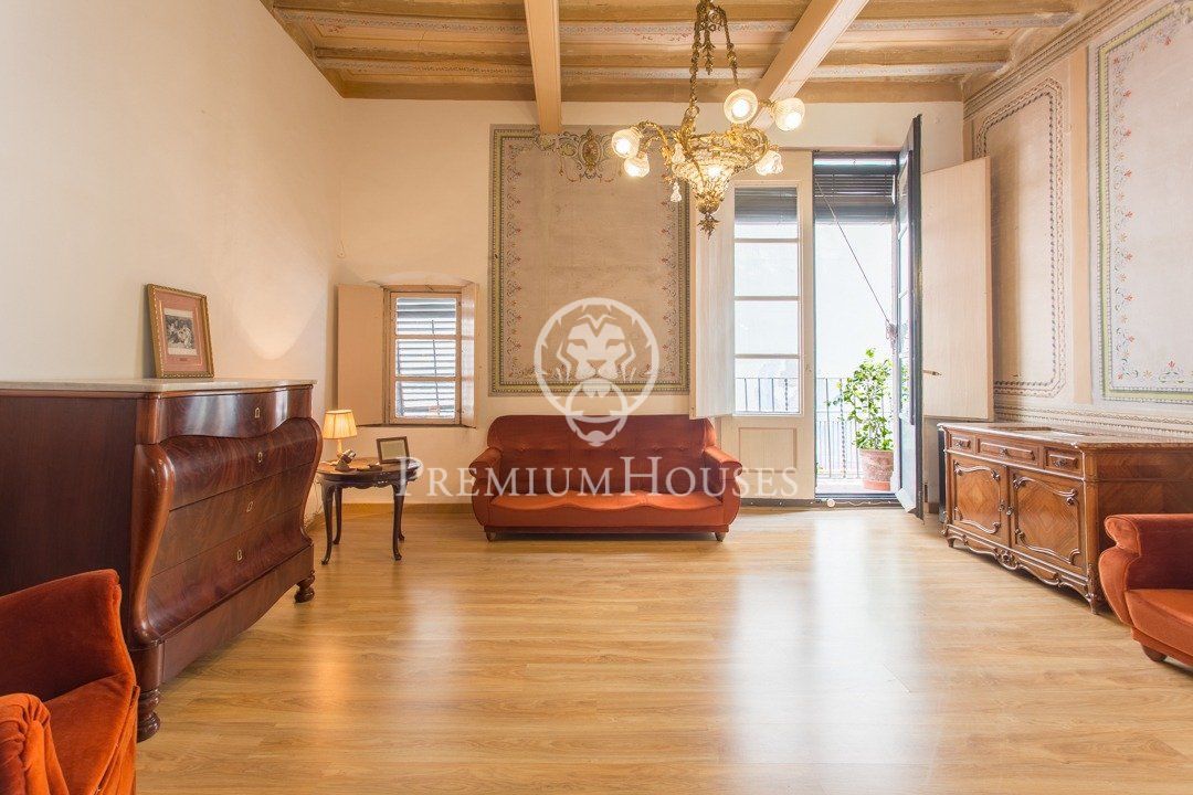 Wohnzimmer von Country house zum Verkauf in Mataró mit Balkon