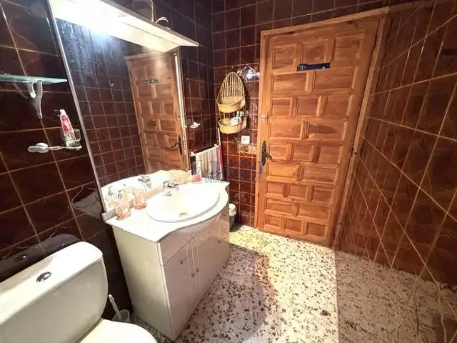 Baño de Casa o chalet en venta en Villamanrique con Terraza, Trastero y Amueblado