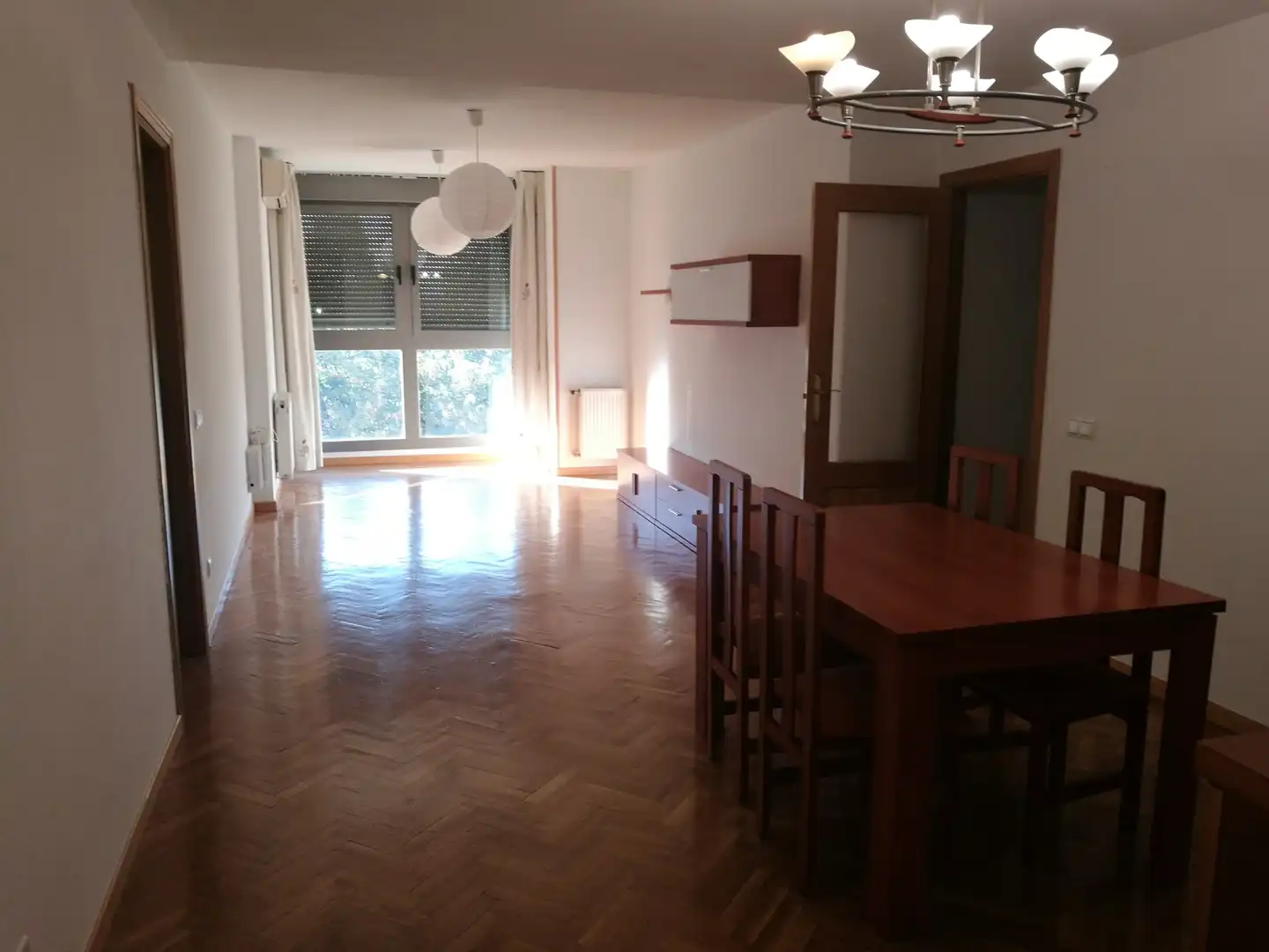 Comedor de Piso de alquiler en Madrid con Aire acondicionado, Calefacción y Terraza