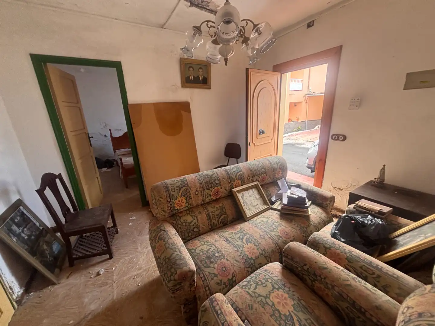 Sala d'estar de Casa adosada en venda en Tacoronte amb Jardí privat, Terrassa i Traster