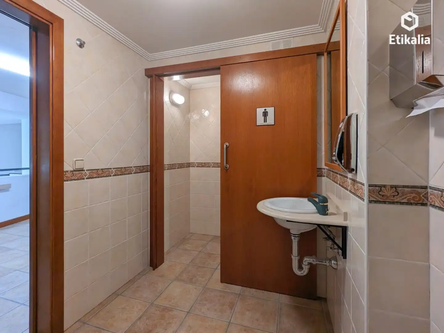Baño de Local en venta en Vitoria - Gasteiz