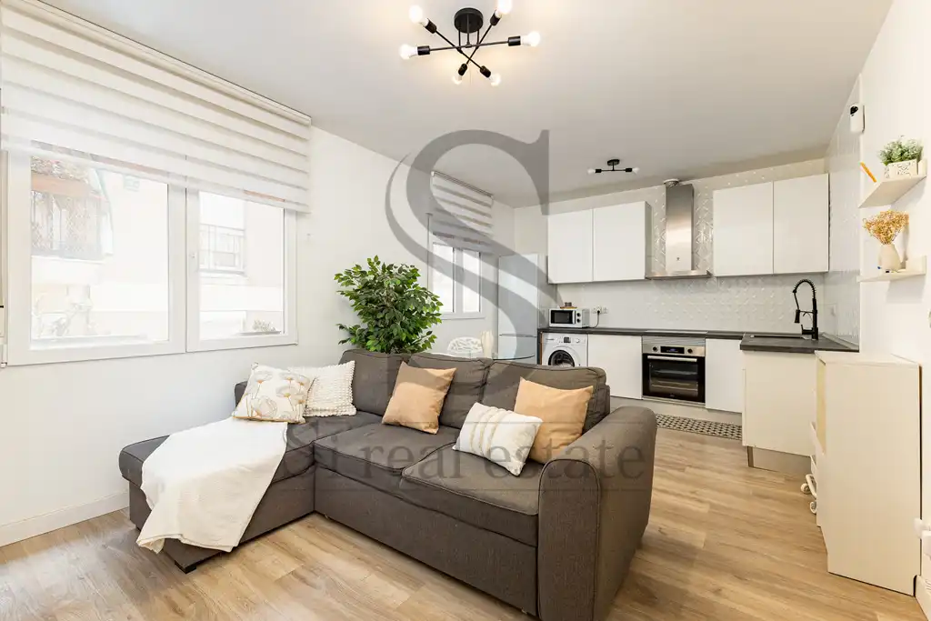 Sala de estar de Piso en venta en Barcelona con Aire acondicionado y Parquet