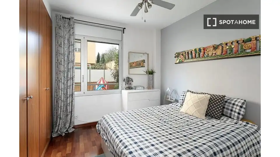 Habitación de Piso para compartir en Montgat con Aire acondicionado, Terraza y Amueblado