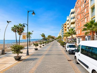 Appartement compact avec ascenseur à vendre à Estepona Pueblo