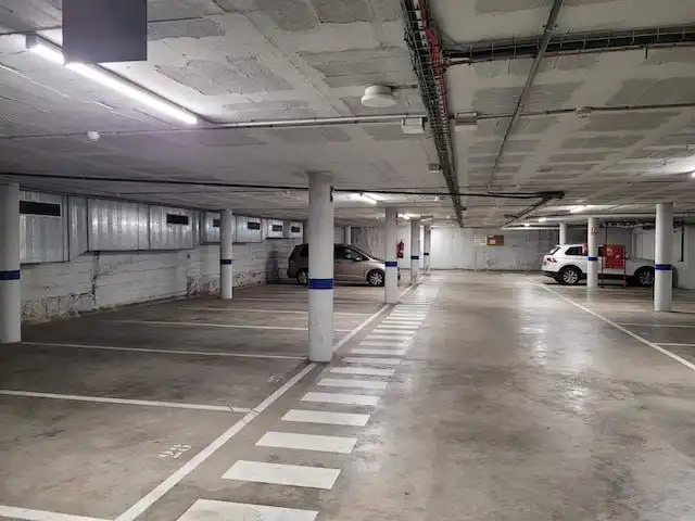 Parkplatz von Büro zur Miete in Barcelona mit Klimaanlage, Heizung und Terrasse