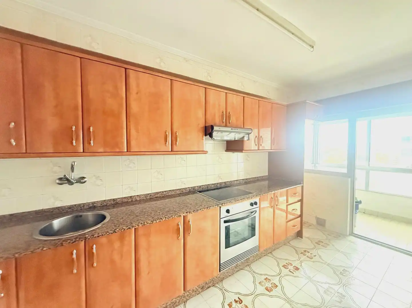 Cocina de Piso en venta en Avilés con Calefacción, Parquet y Terraza