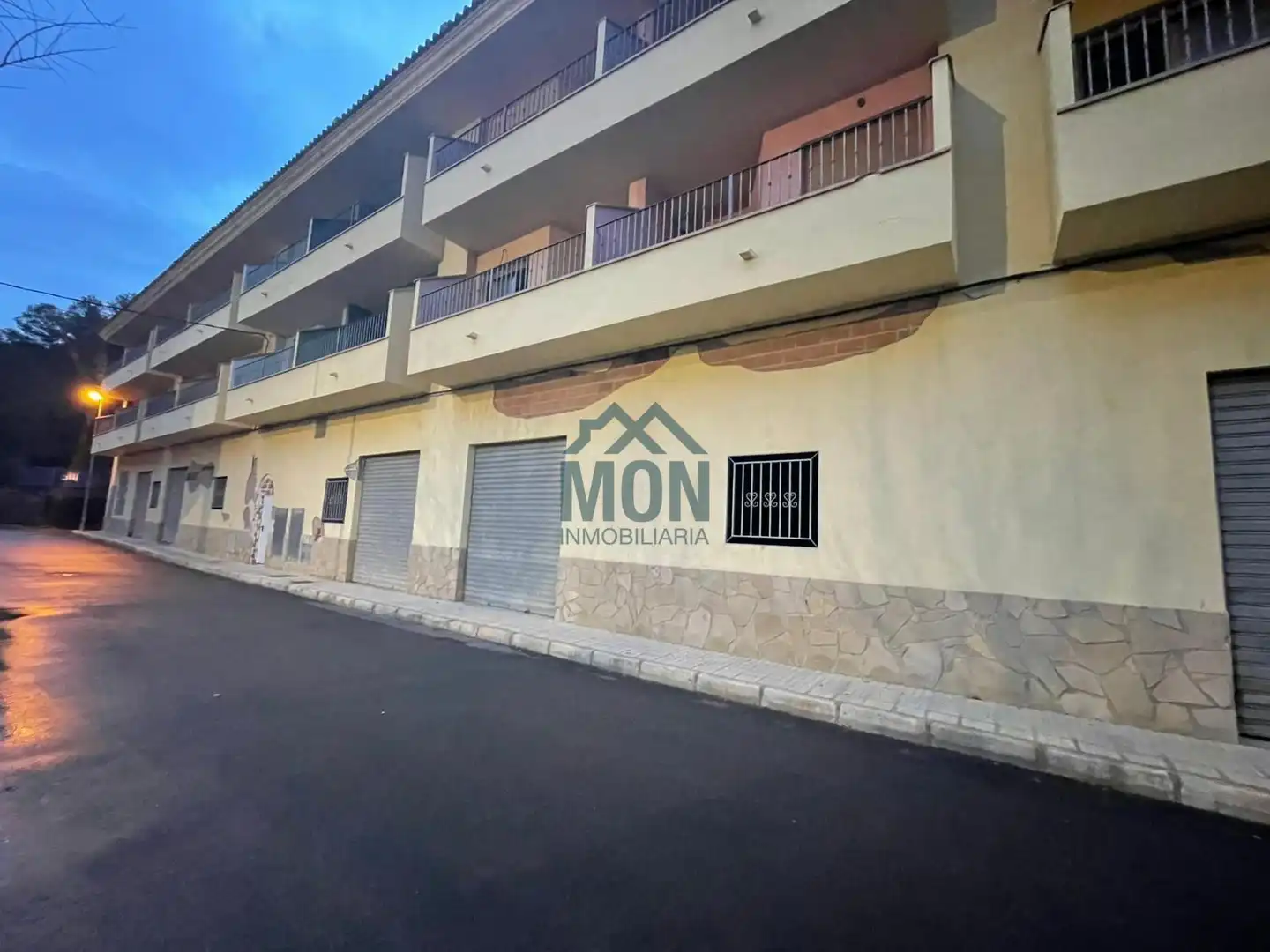 Business premises for sale in Sueras / Suera