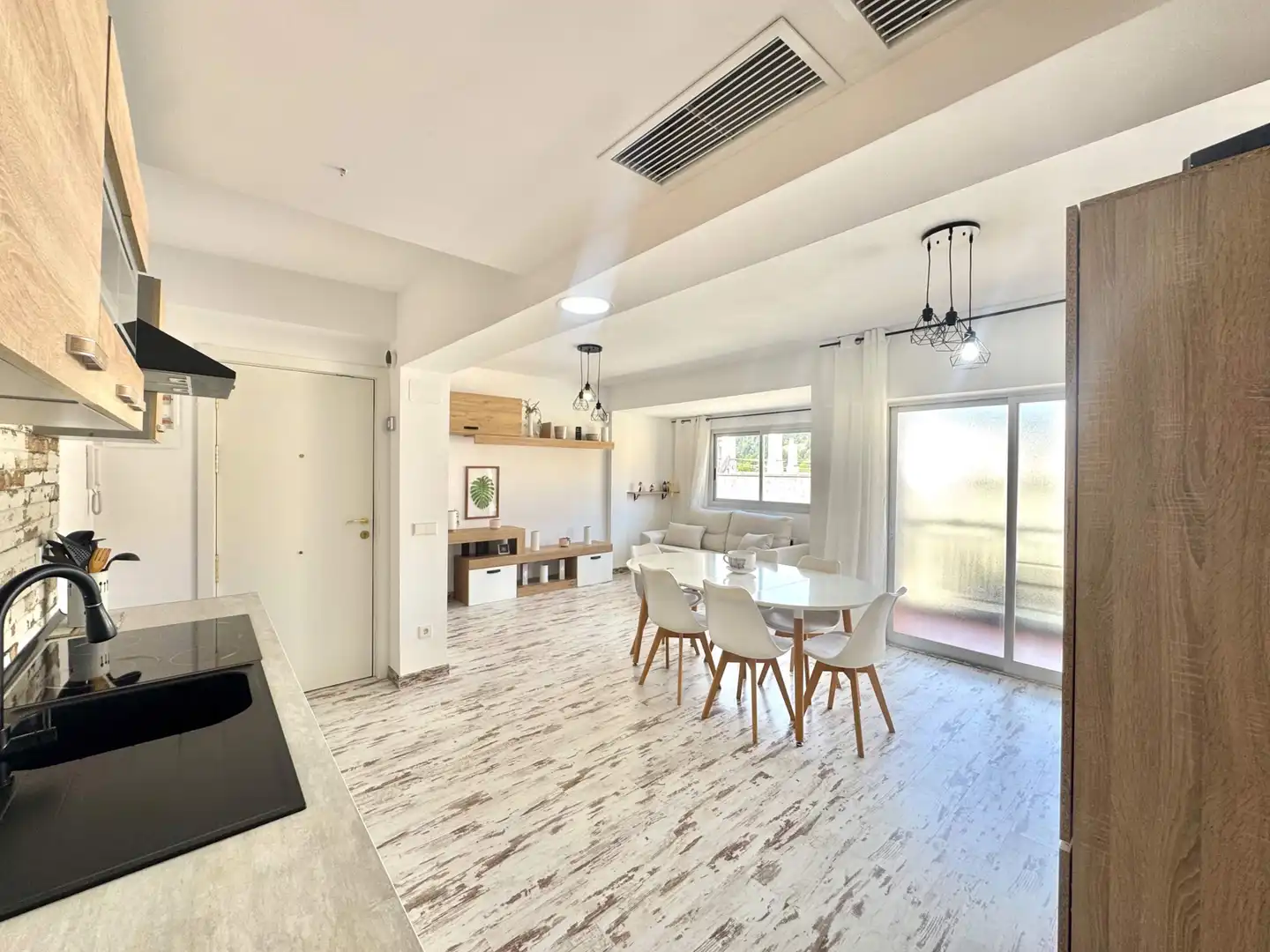 Esszimmer von Wohnung zum Verkauf in Gandia mit Klimaanlage, Abstellraum und Balkon