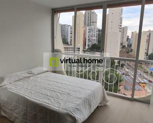 Dormitori de Loft de lloguer en Benidorm amb Aire condicionat i Terrassa