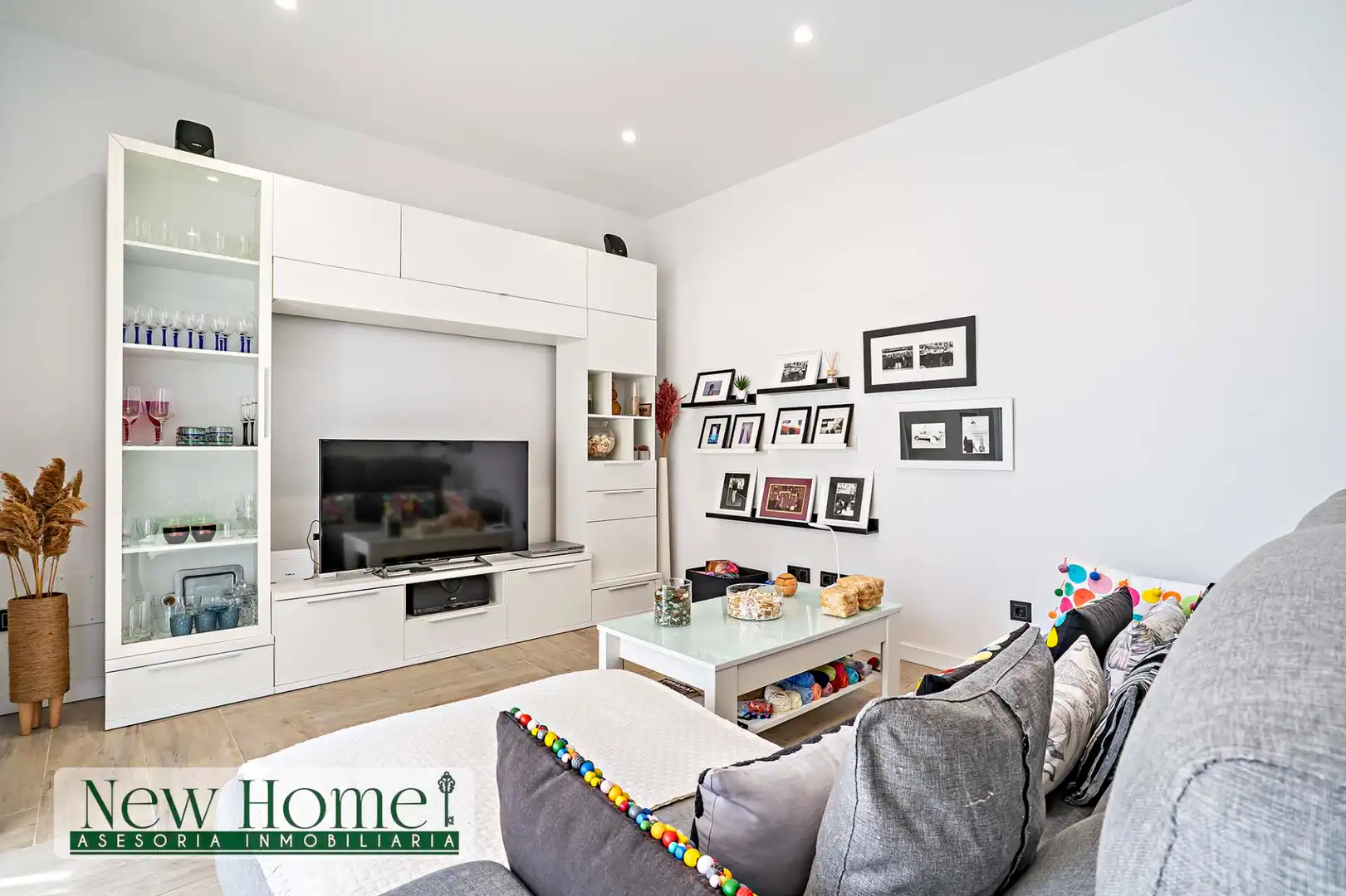 Living room of Houses for sale in Roquetas de Mar  with Private garden, Terrace and Furnished