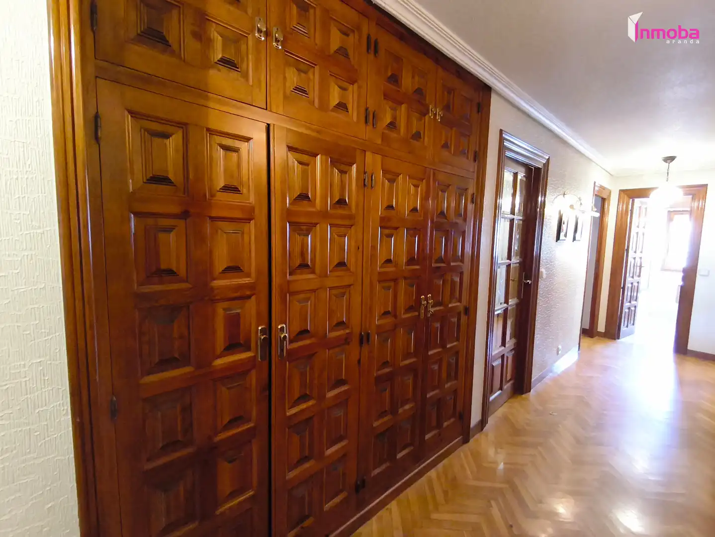 Wohnung zum Verkauf in Aranda de Duero mit Heizung, Parkett und Balkon
