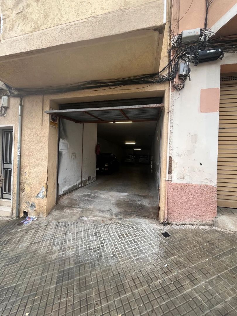 Aparcament de Local en venda en Terrassa