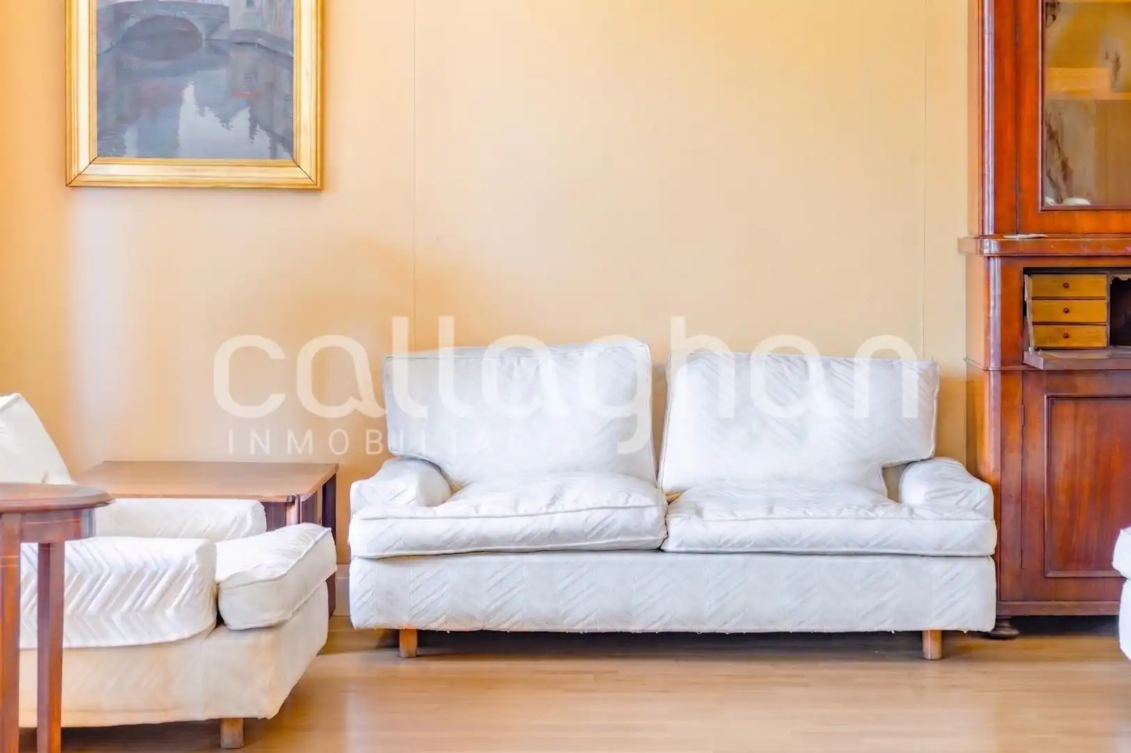 Living room of Flat for sale in Valencia  with Air Conditioner, Heating and Terrace