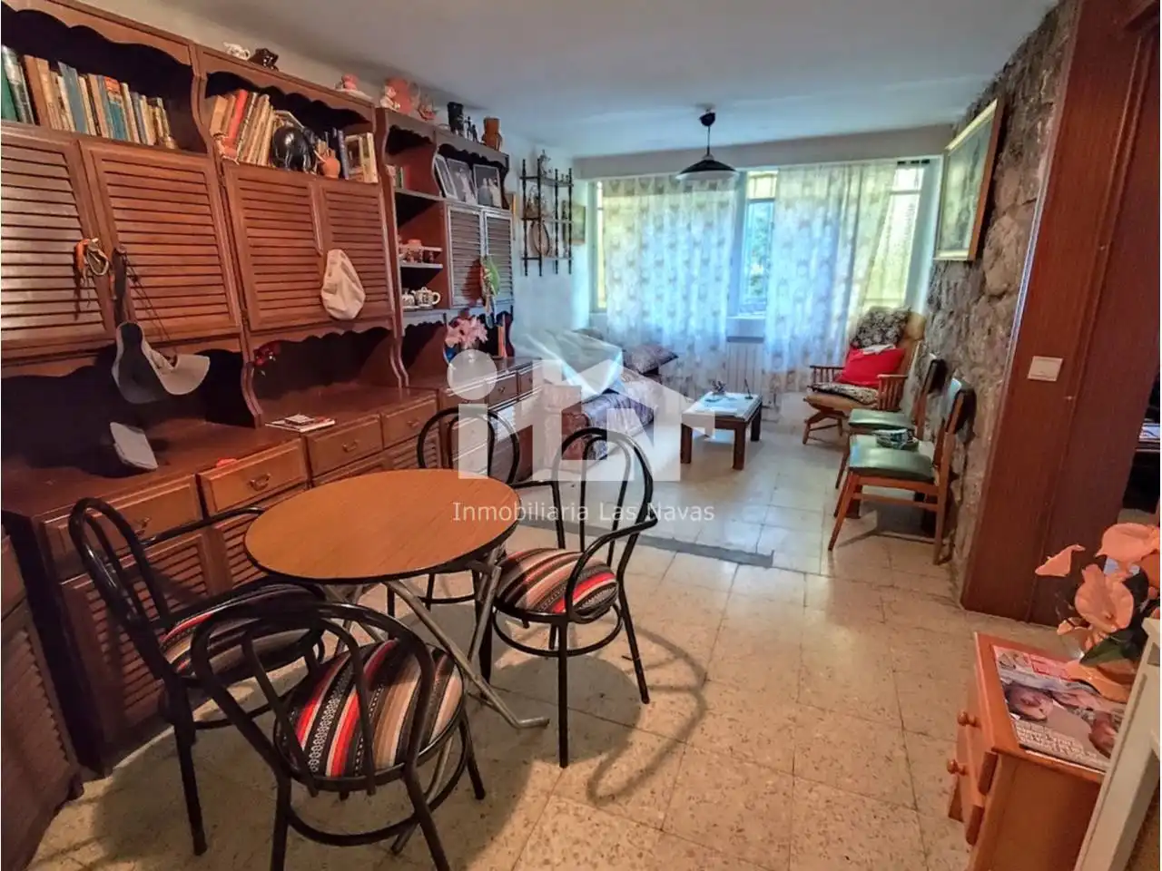 Sala de estar de Casa o chalet en venta en Navalperal de Pinares con Calefacción, Jardín privado y Terraza