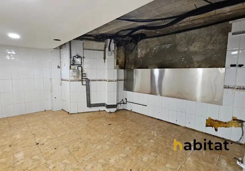 Gewerbefläche zum Verkauf in Carrer de Sant Pere 21, imagen 11