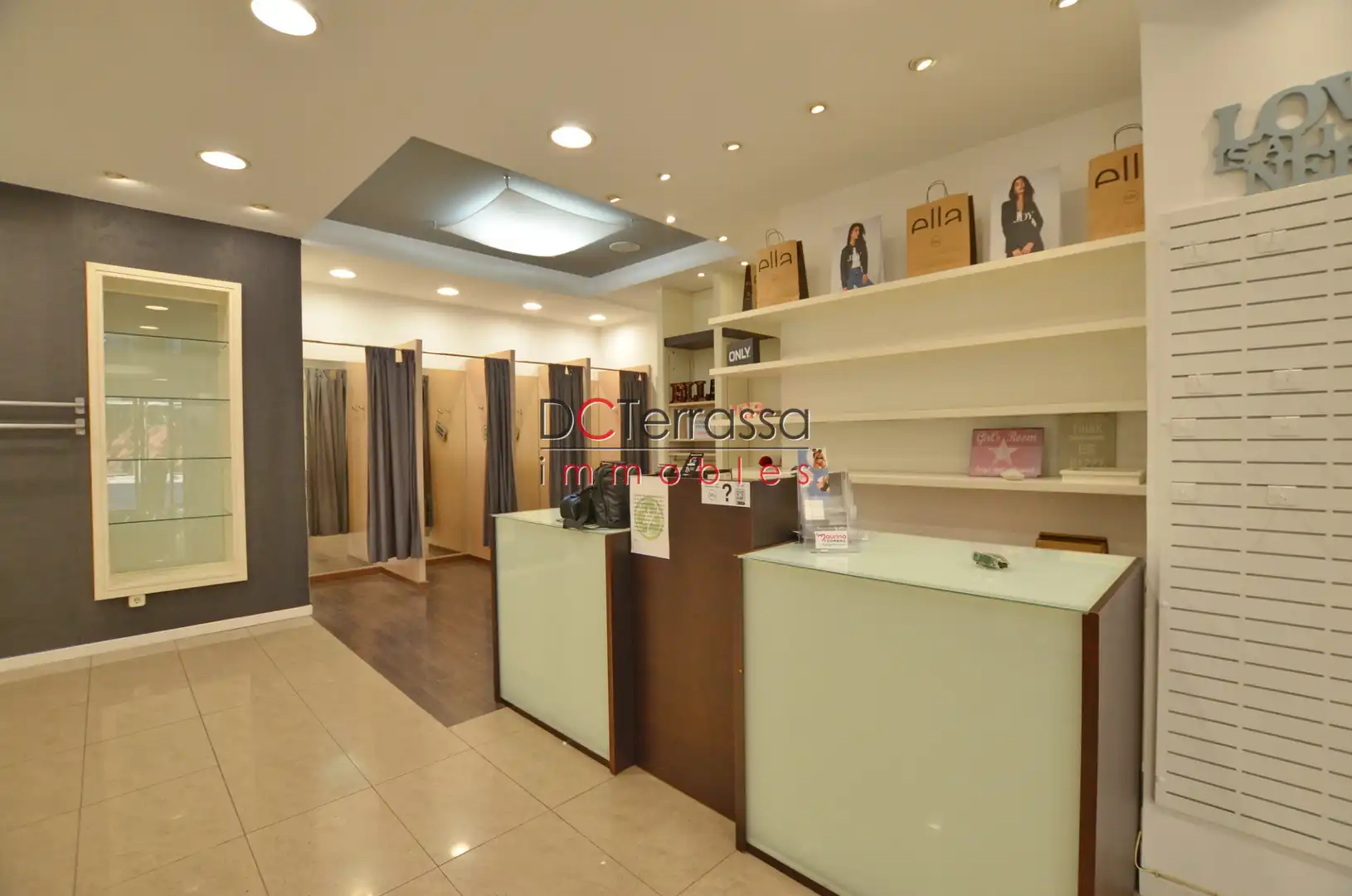 Local en venta en Terrassa con Aire acondicionado, Calefacción y Amueblado