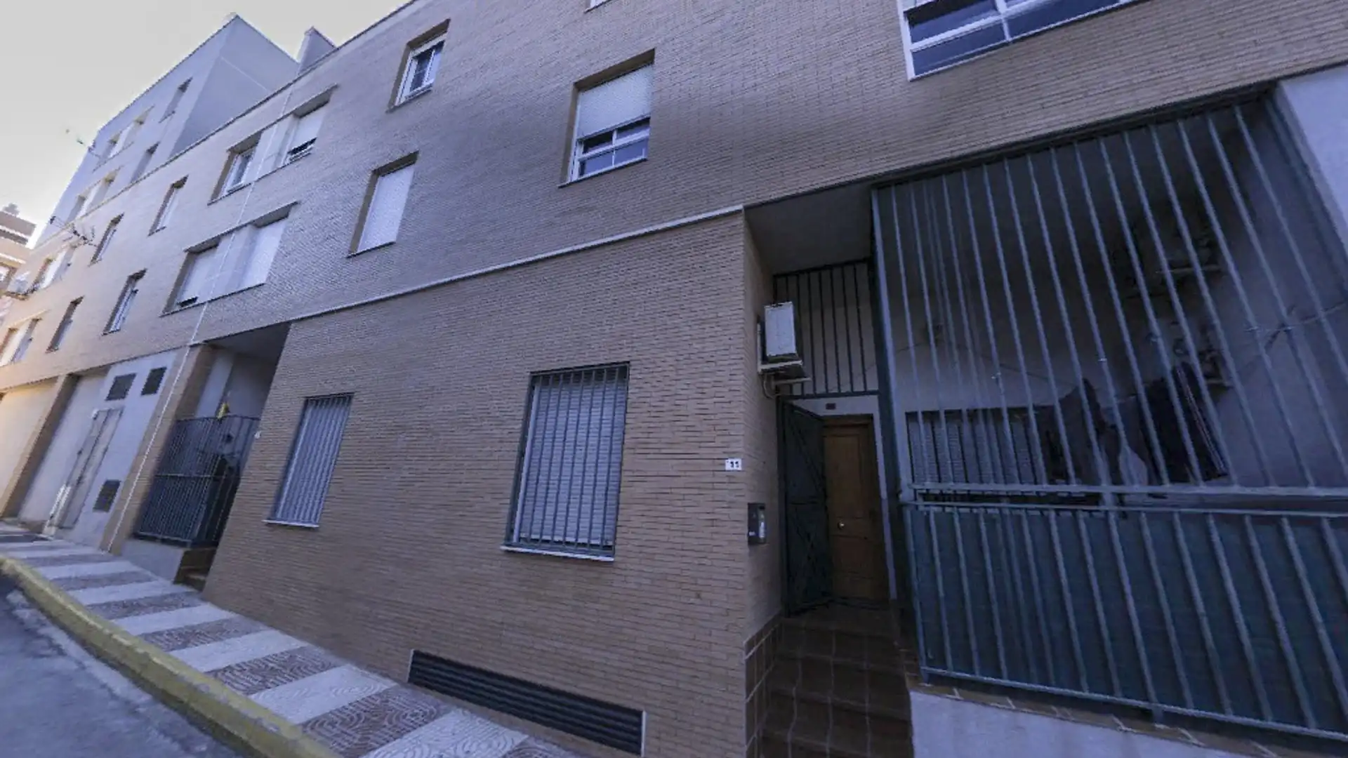 Vista exterior de Pis en venda en Roquetas de Mar