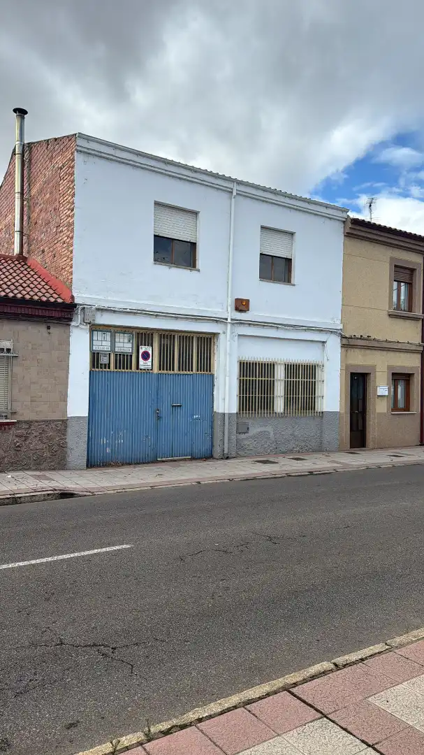 Nave industrial in vendita a Calle Fraga Iribarne 15