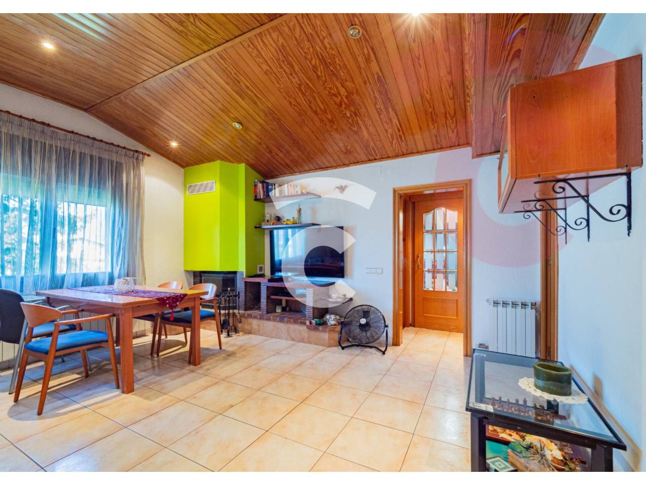 Küche von Wohnung zum verkauf in Gurb mit Heizung, Abstellraum und Möbliert