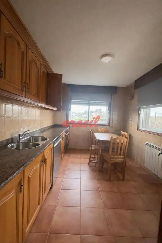 Chalet con jardín en venta en O Pereiro de Aguiar, imagen 4