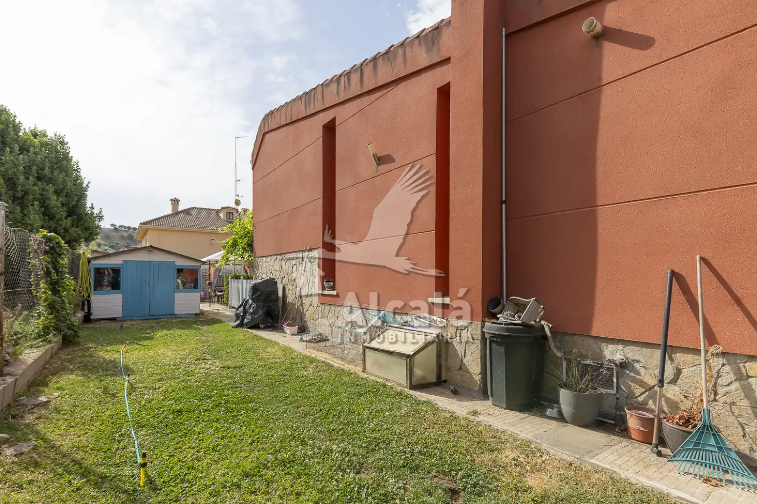 Exterior view of Houses for sale in Camarma de Esteruelas  with Air Conditioner, Heating and Private garden