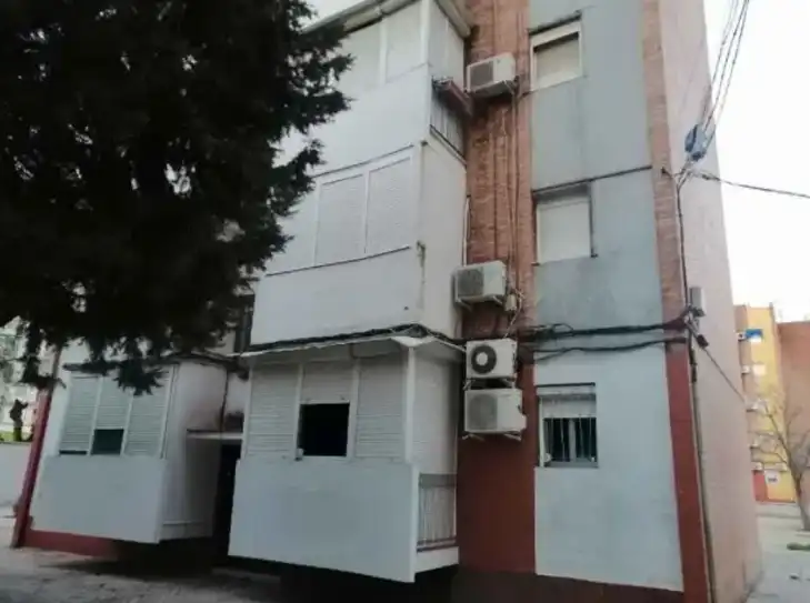 Vista exterior de Pis en venda en Sevilla