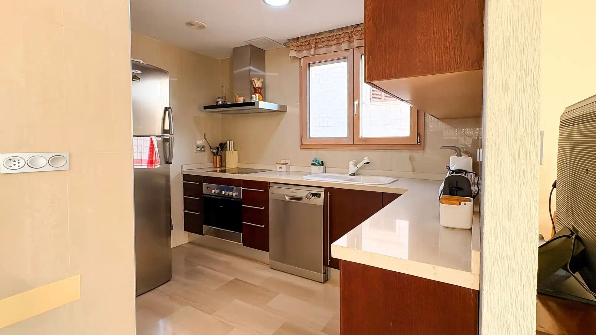 Cocina de Casa o chalet en venta en Guardamar del Segura con Aire acondicionado, Jardín privado y Terraza