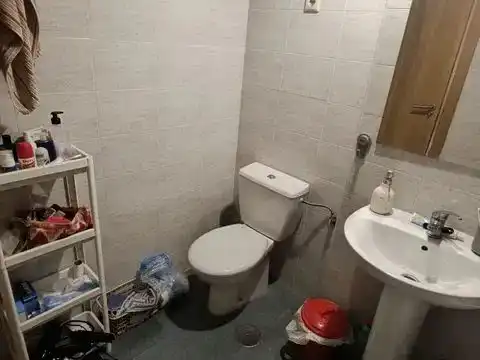 Bathroom of Flat for share in Navalcarnero  with Air Conditioner, Storage room and Swimming Pool