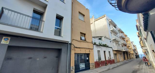 Casa adosada en Venta en Carrer Codolar, 22 en Nucli Antic