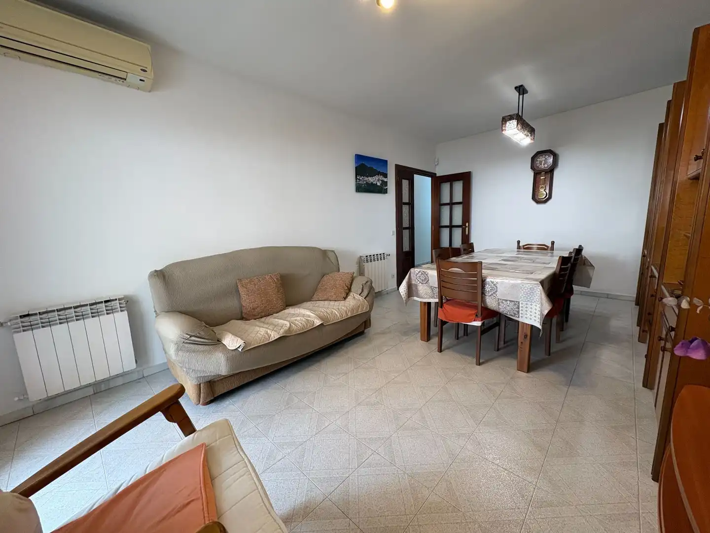 Sala d'estar de Casa o xalet en venda en Artigues - Llefià