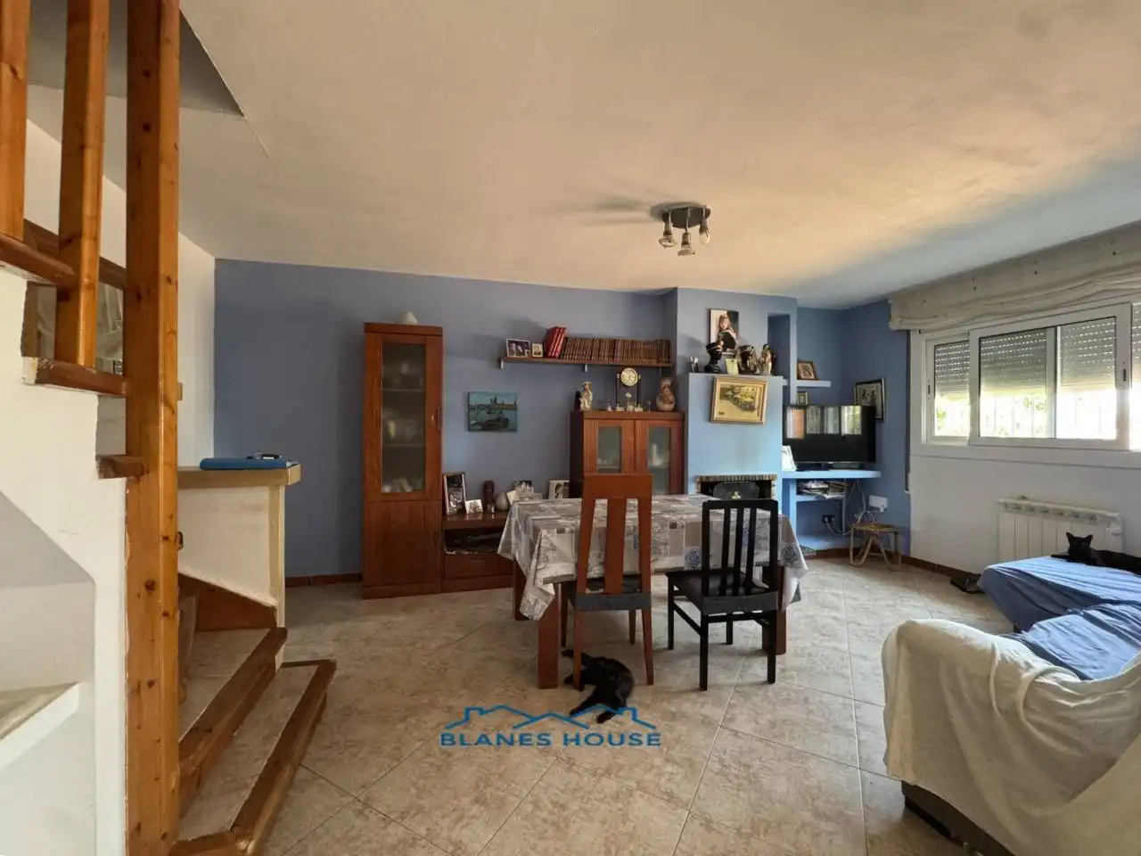 Casa amb piscina en venda a Avenida Argimont 0, imagen 16