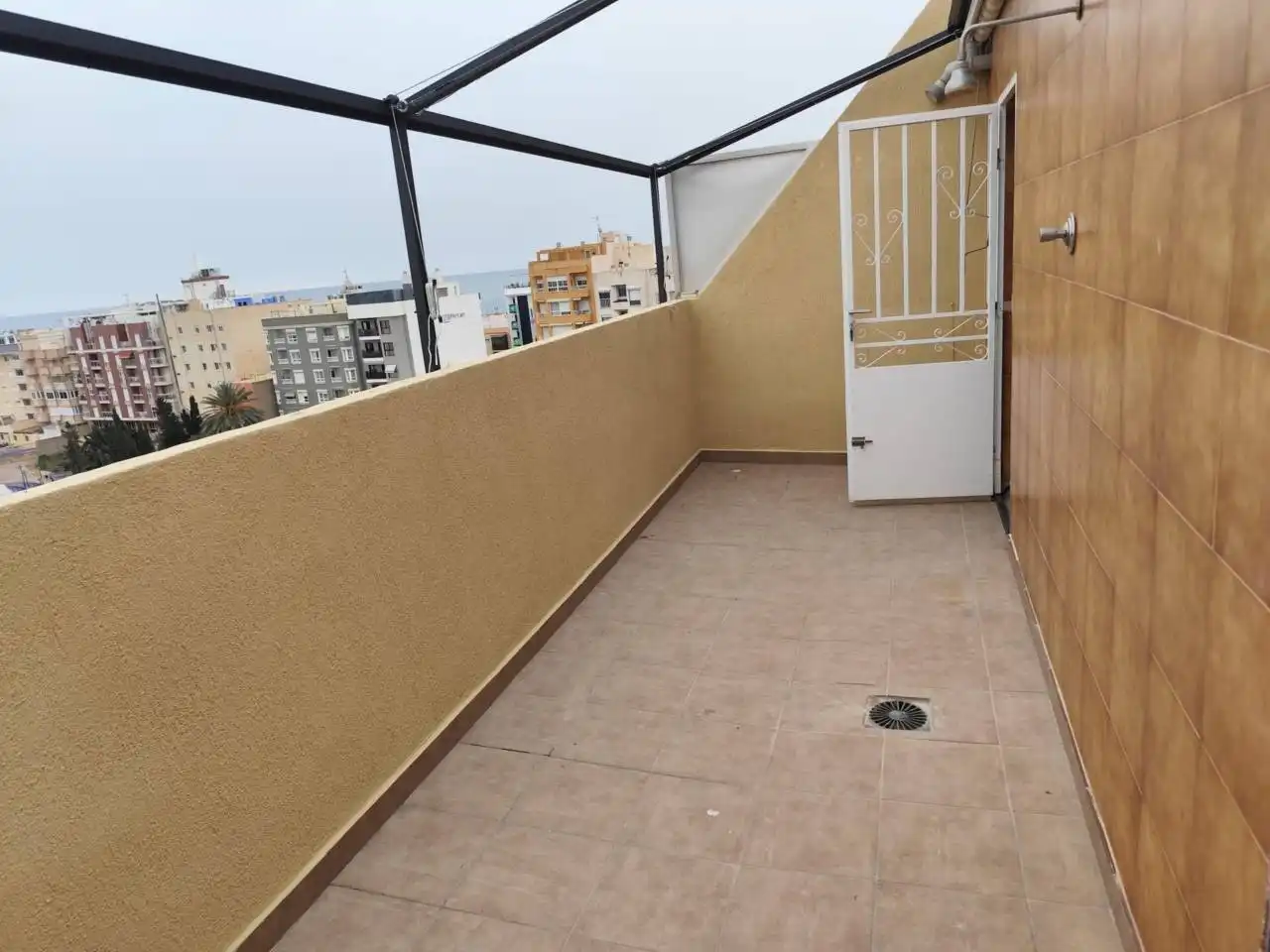 Balcony of Attic for rent in El Campello  with Air Conditioner, Terrace and Storage room