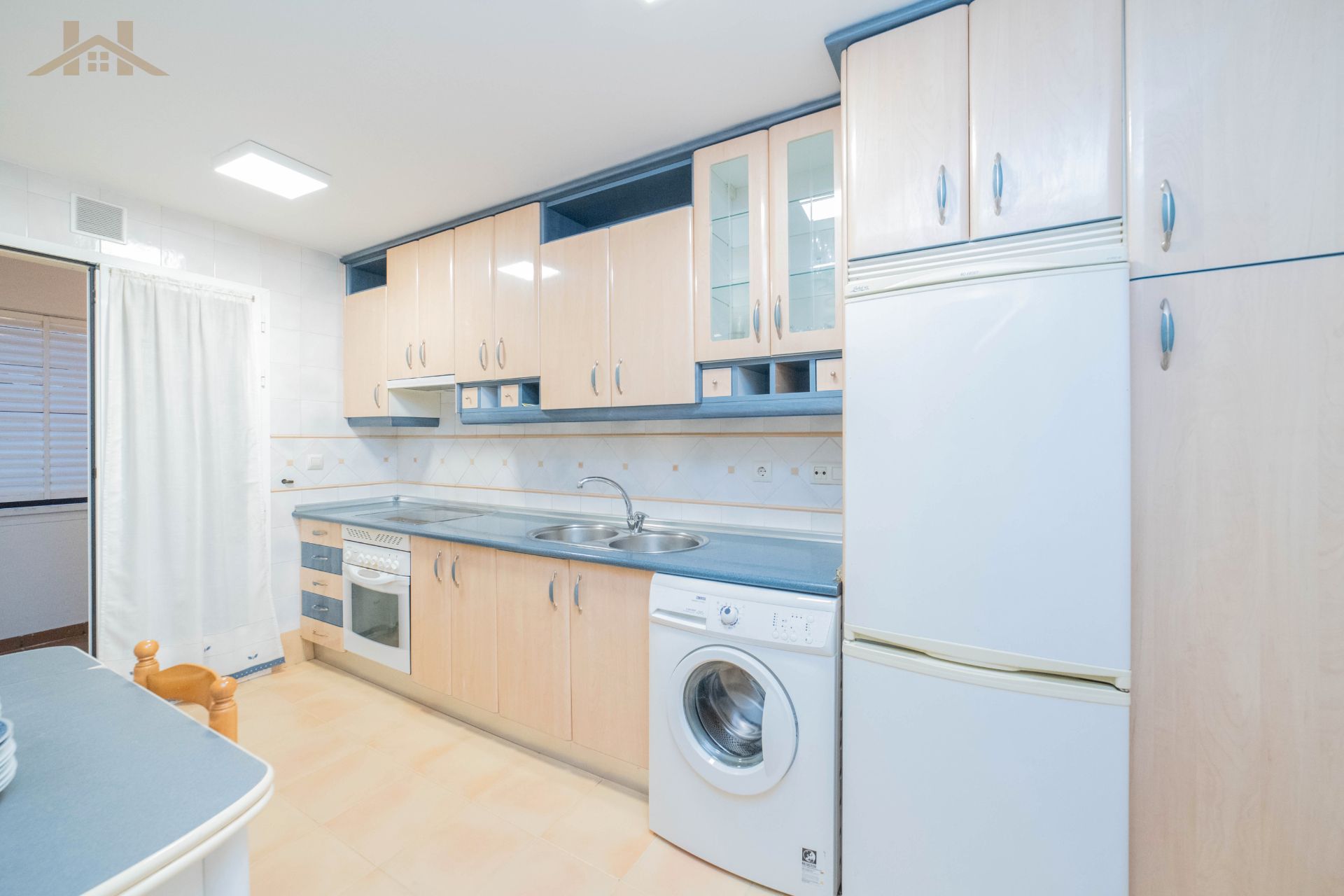 Kitchen of Planta baja for sale in  Toledo Capital