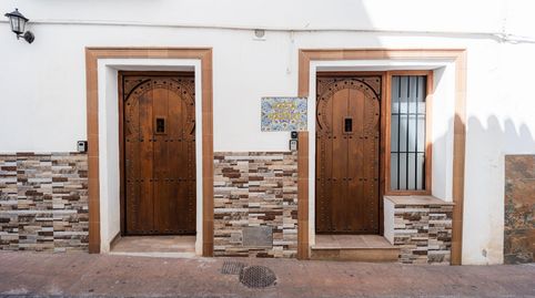 Coqueta Casa convertida en 3 estudios