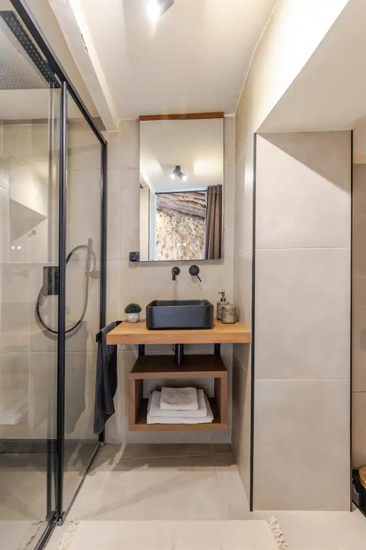 Baño de Finca rústica en venta en Venta del Moro con Jardín privado, Terraza y Amueblado