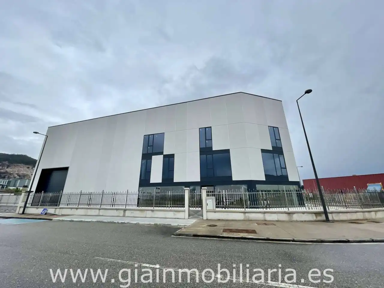 Nave industrial en venta en Calle As Gandaras 5