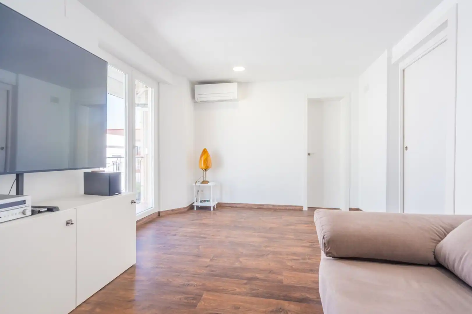 Sala d'estar de Pis en venda en Valencia amb Aire condicionat, Calefacció i Terrassa