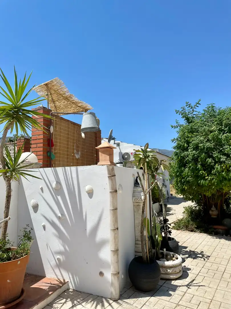 Vista exterior de Casa o chalet en venta en Alhaurín de la Torre con Aire acondicionado, Calefacción y Jardín privado