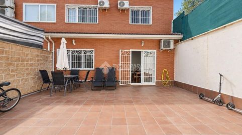 Foto 5 von Einfamilien-Reihenhaus zum Verkauf in Los Barreros, Seseña
